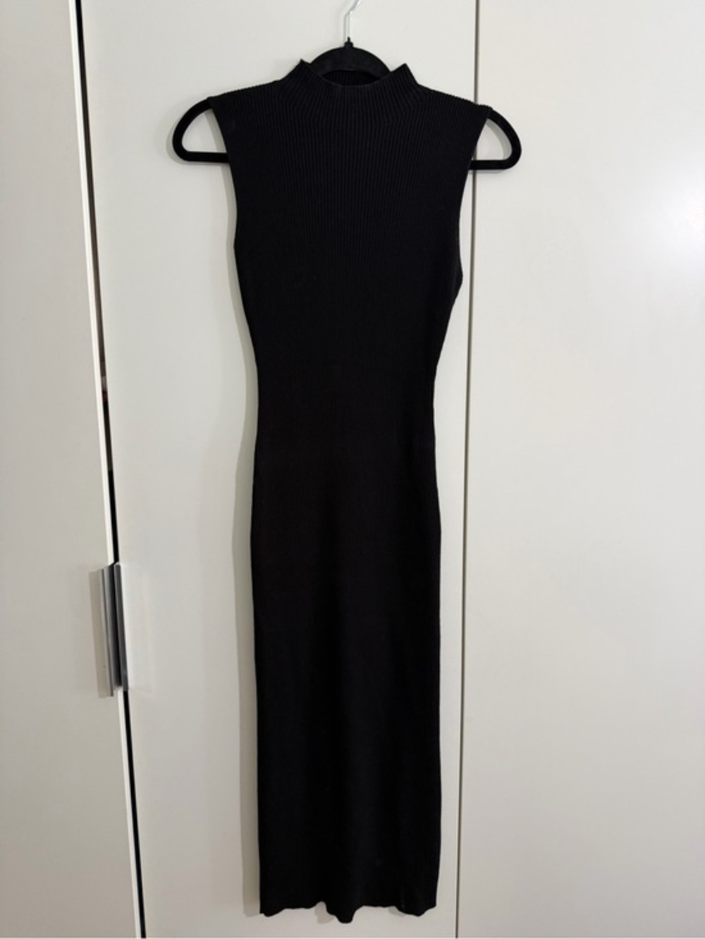 LU NYC ribbed knit black mock neck midi/ maxi dress - large